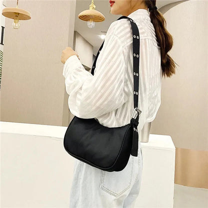 BBB8 Damen Schultertasche schwarz Nylon Handtasche